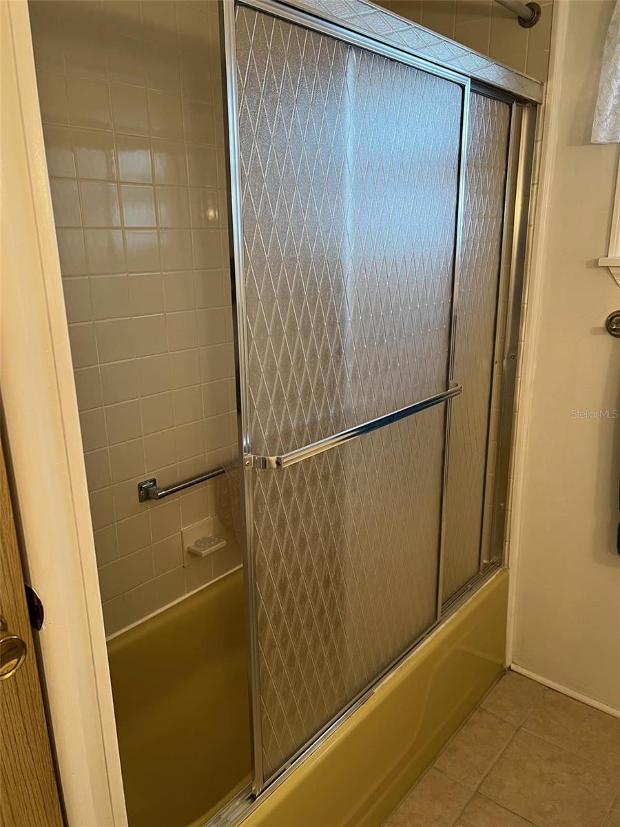 Image 22 of 27 For 13225 101st Street 451
