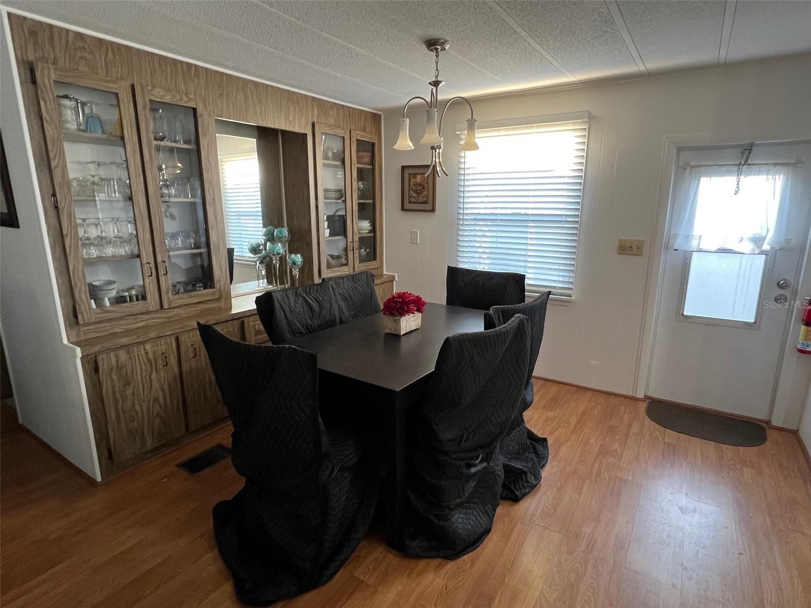 Image 9 of 27 For 13225 101st Street 451
