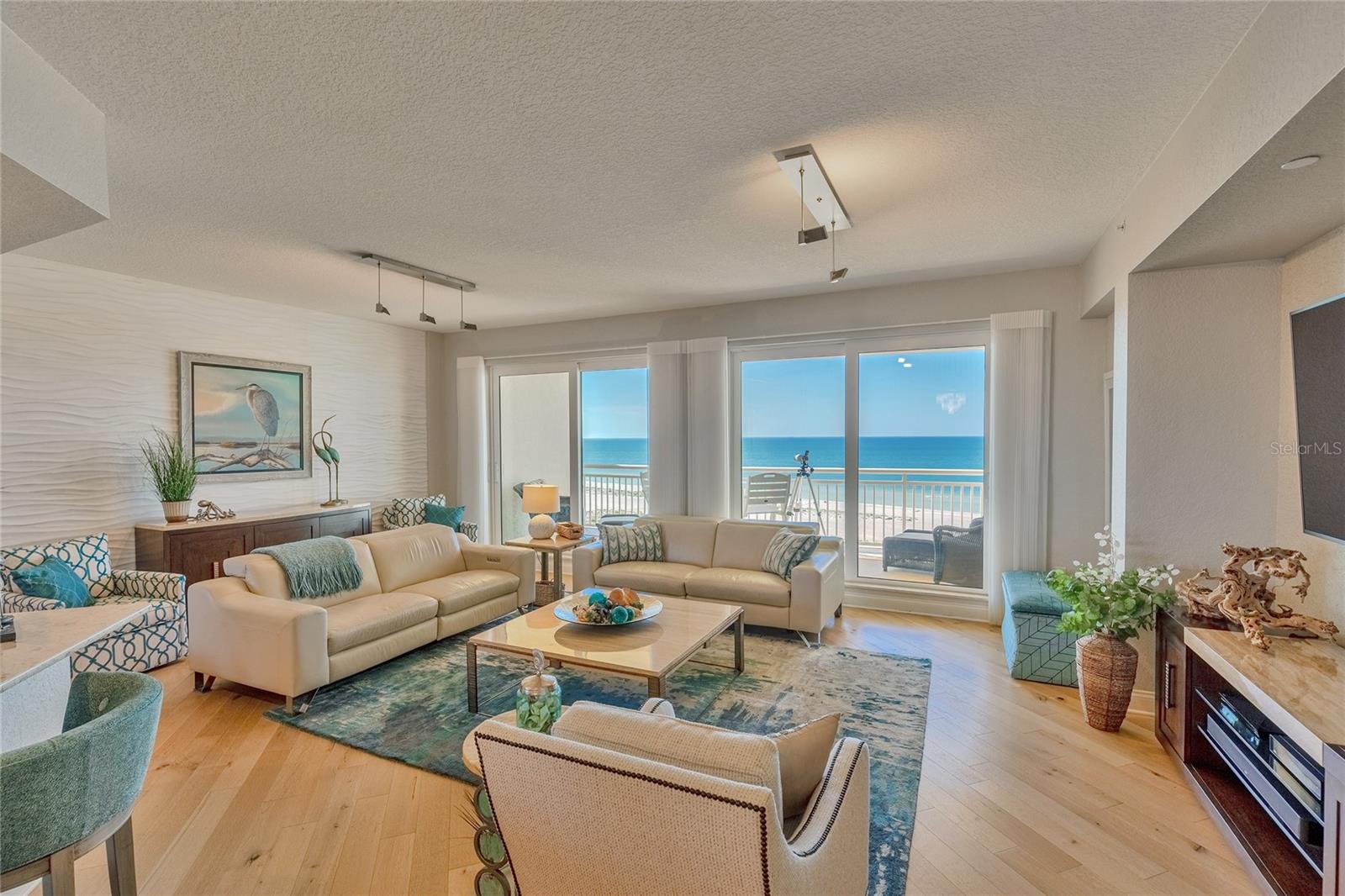 Listing photo id 8 for 1200 Gulf Boulevard 1104