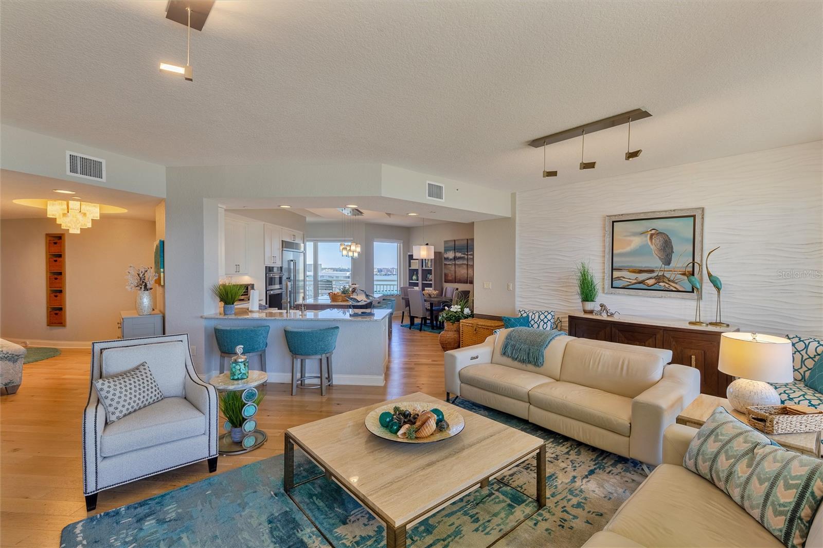 Listing photo id 10 for 1200 Gulf Boulevard 1104