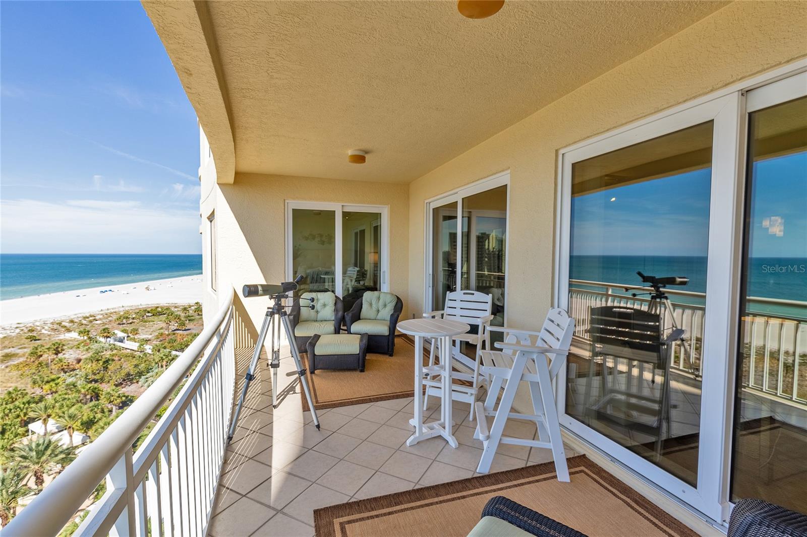 Listing photo id 13 for 1200 Gulf Boulevard 1104