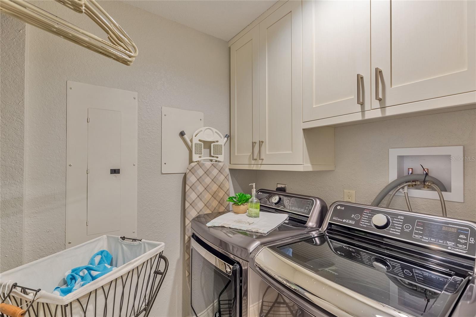 Listing photo id 30 for 1200 Gulf Boulevard 1104