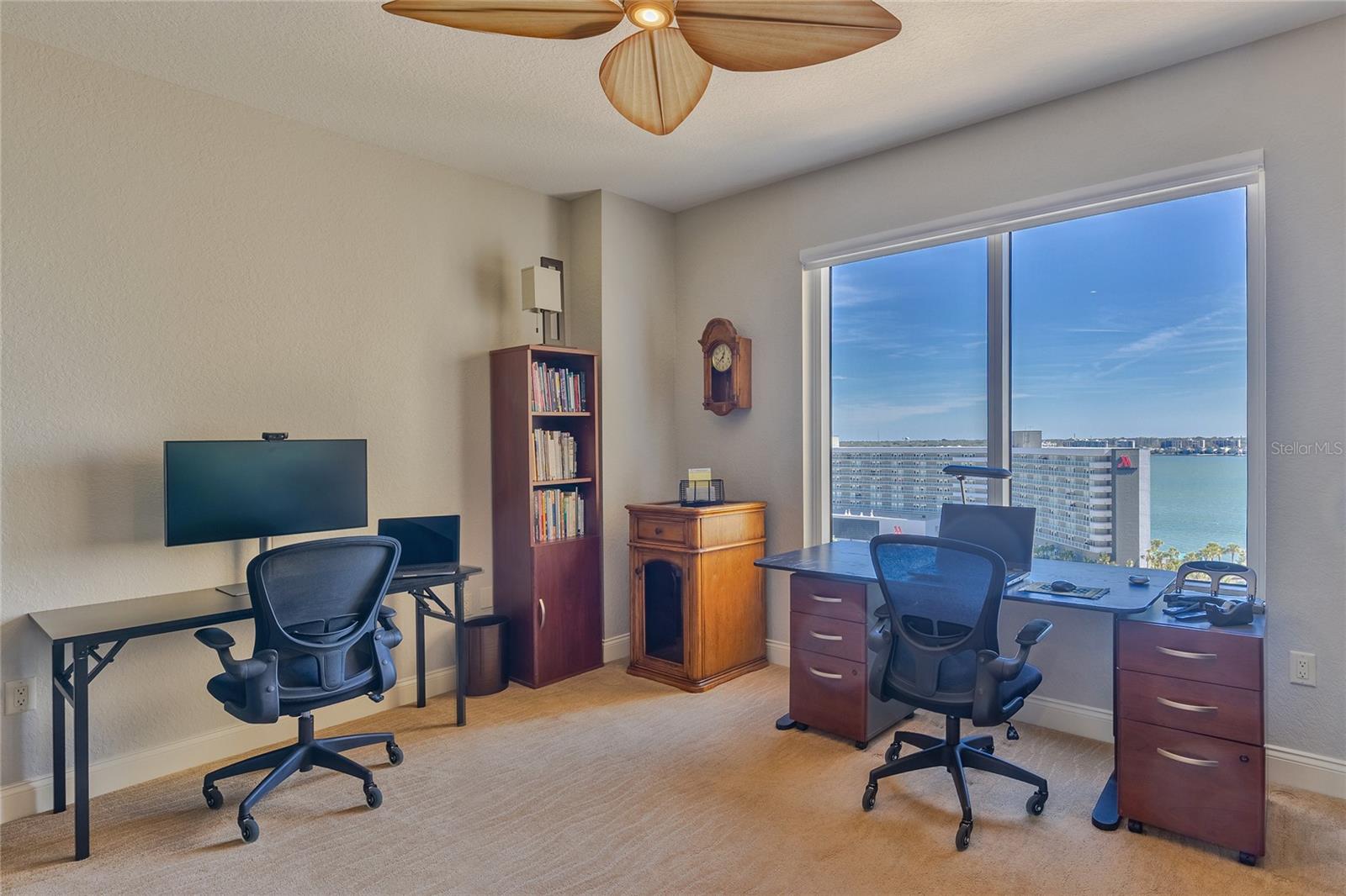 Listing photo id 33 for 1200 Gulf Boulevard 1104