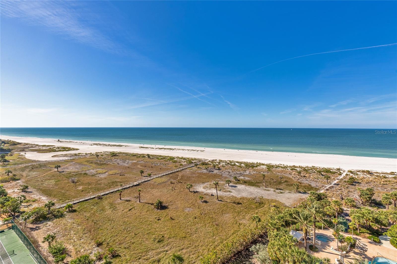 Listing photo id 52 for 1200 Gulf Boulevard 1104