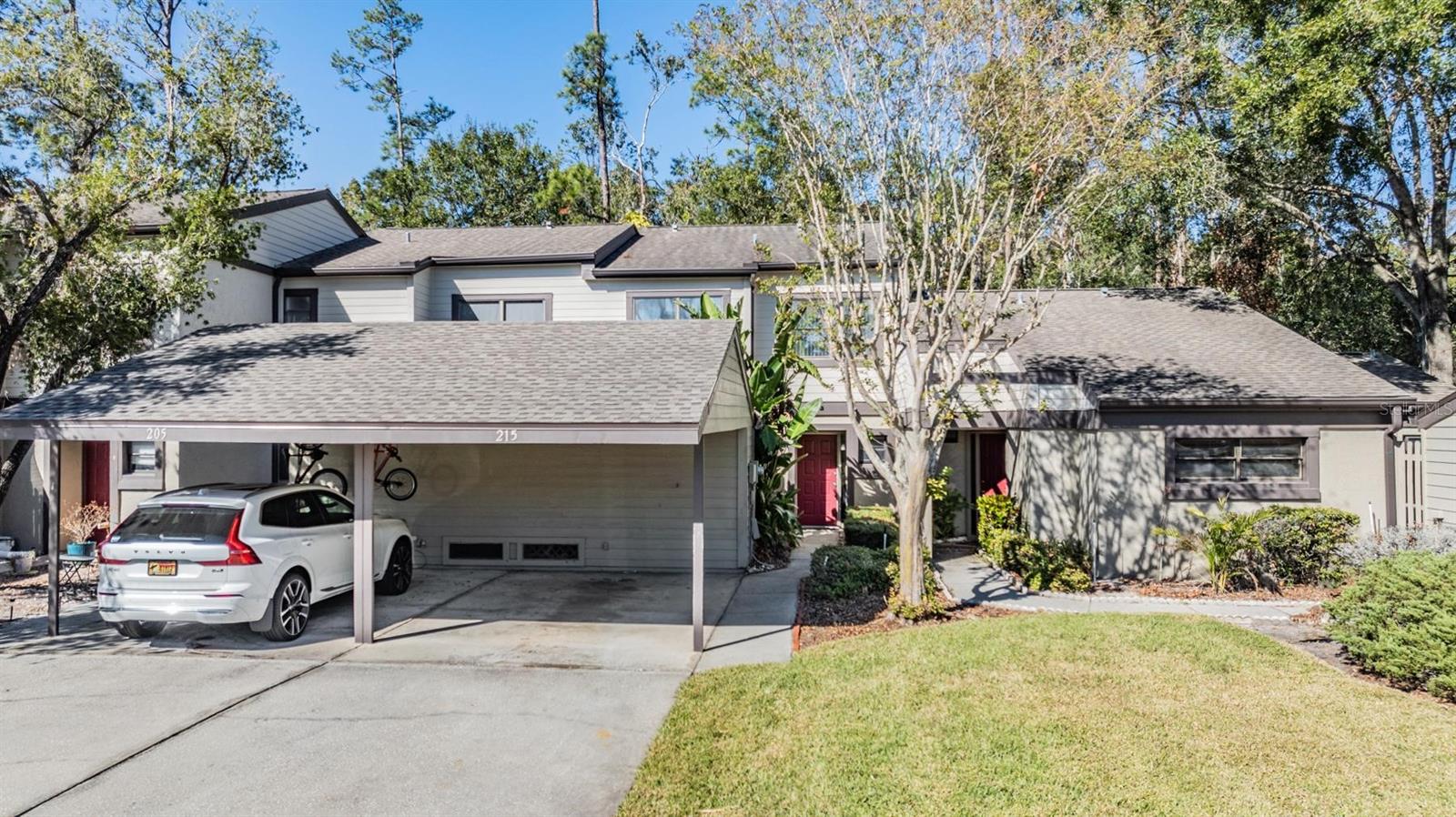 Details for 215 Woods Landing Trail, OLDSMAR, FL 34677