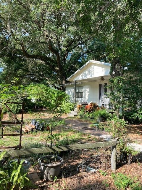 Listing Details for 111 14th Street Se, RUSKIN, FL 33570