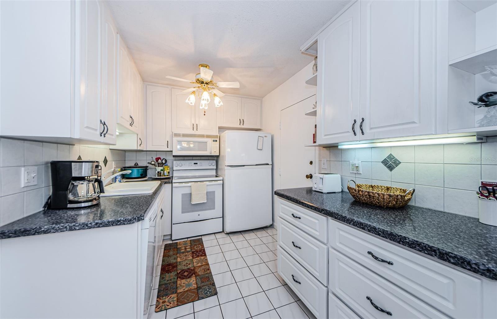 Image 14 of 61 For 2700 Bayshore Boulevard 3309