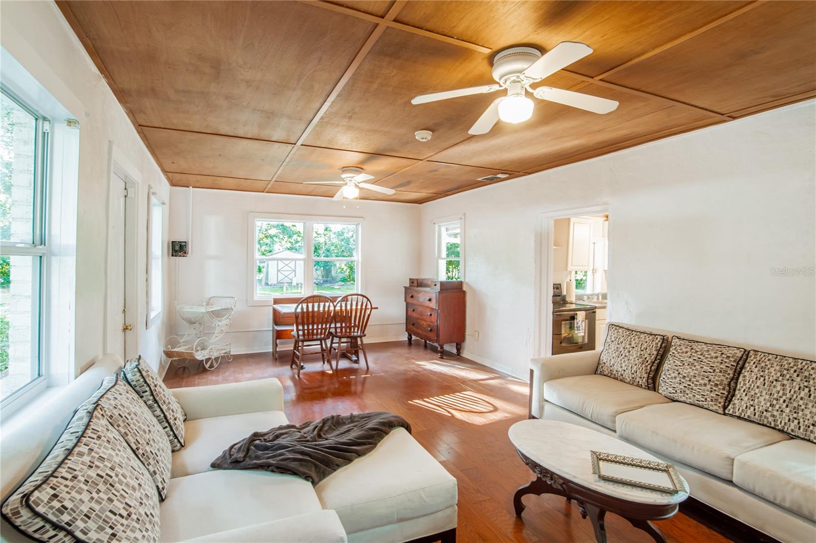 Image 41 of 49 For 37439 Meridian Avenue