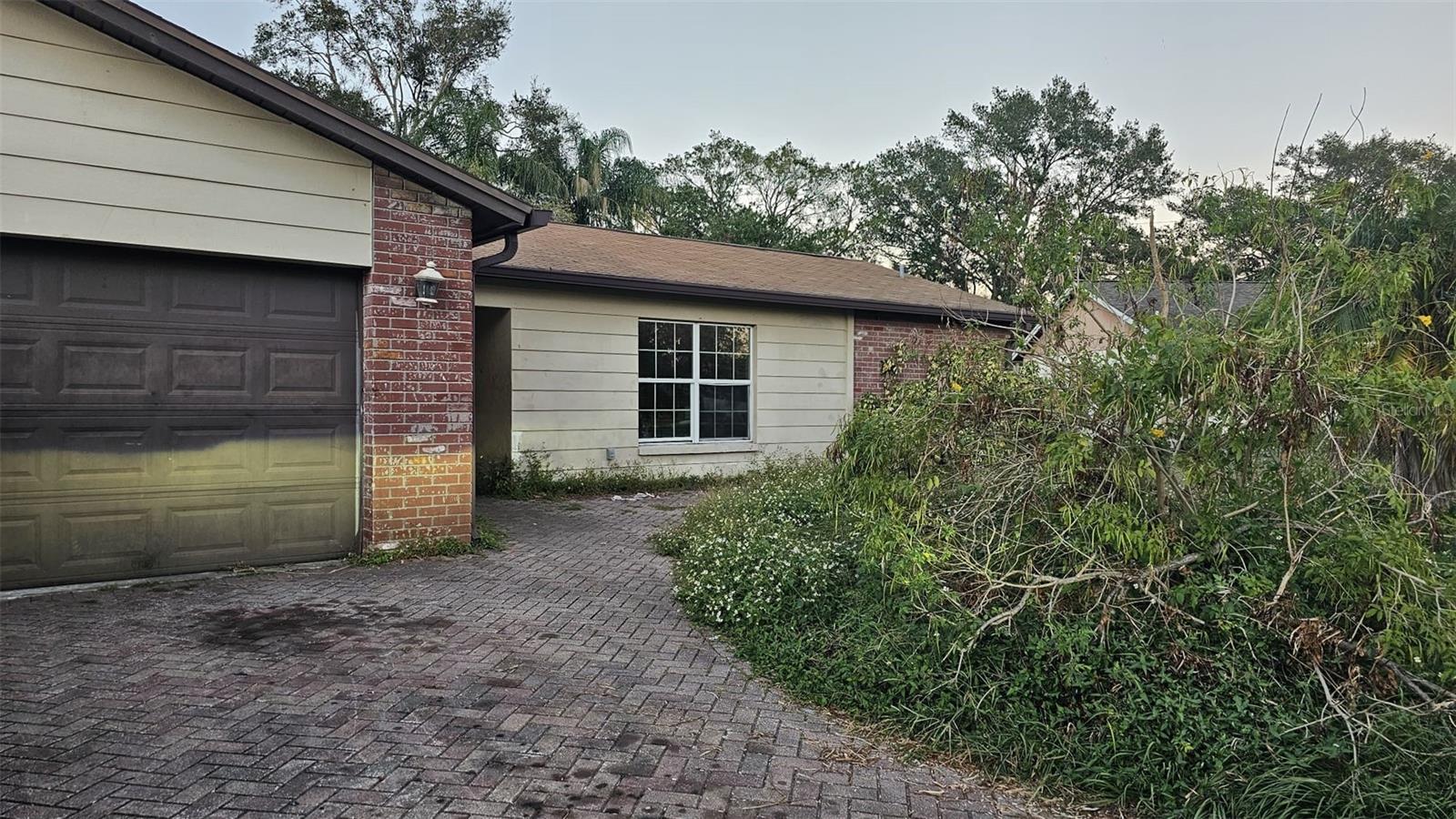 Details for 5034 Oakshire Drive, TAMPA, FL 33625