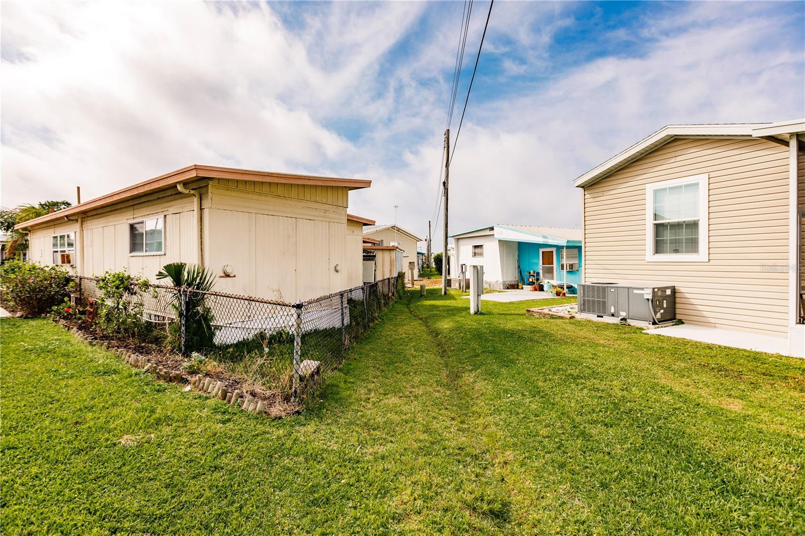 Listing photo id 30 for 6510 Kansas Street