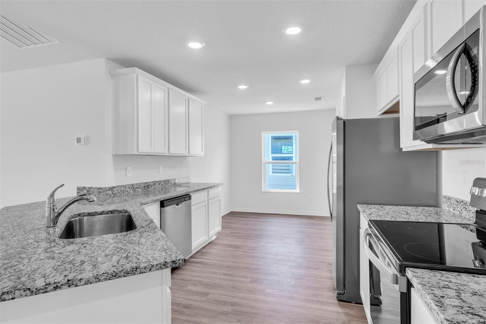 Image 4 of 15 For 13 Prince Anthony Lane