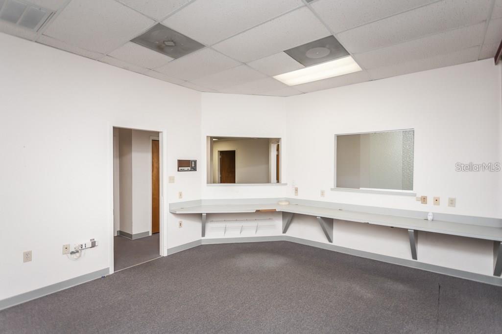 Image 11 of 29 For 7422 Community Court