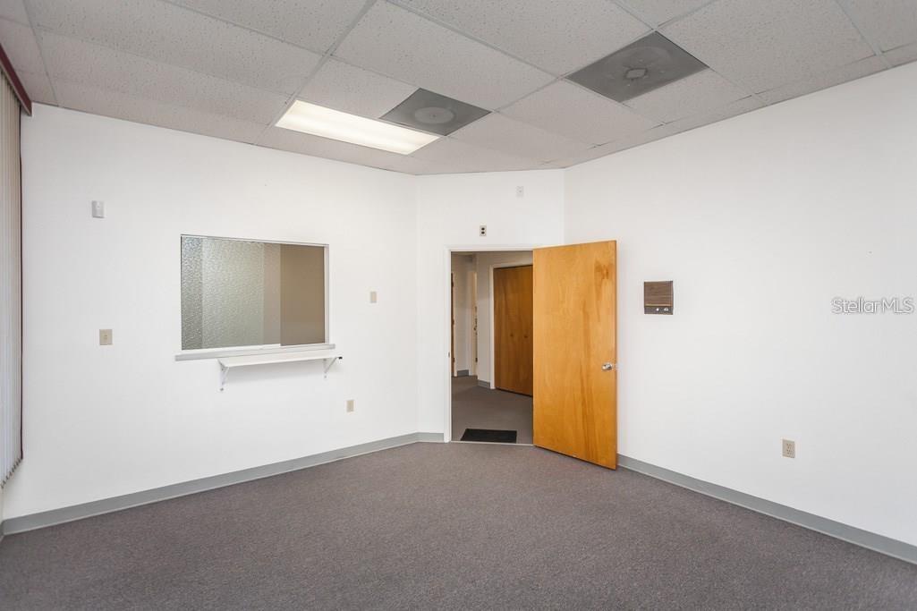 Image 6 of 29 For 7422 Community Court