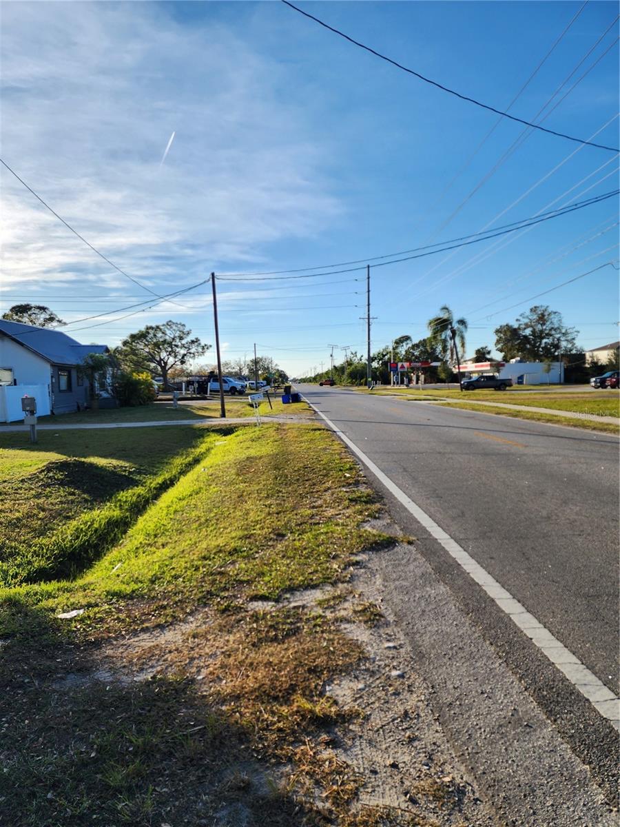 Image 3 of 5 For 306 Shell Point Road