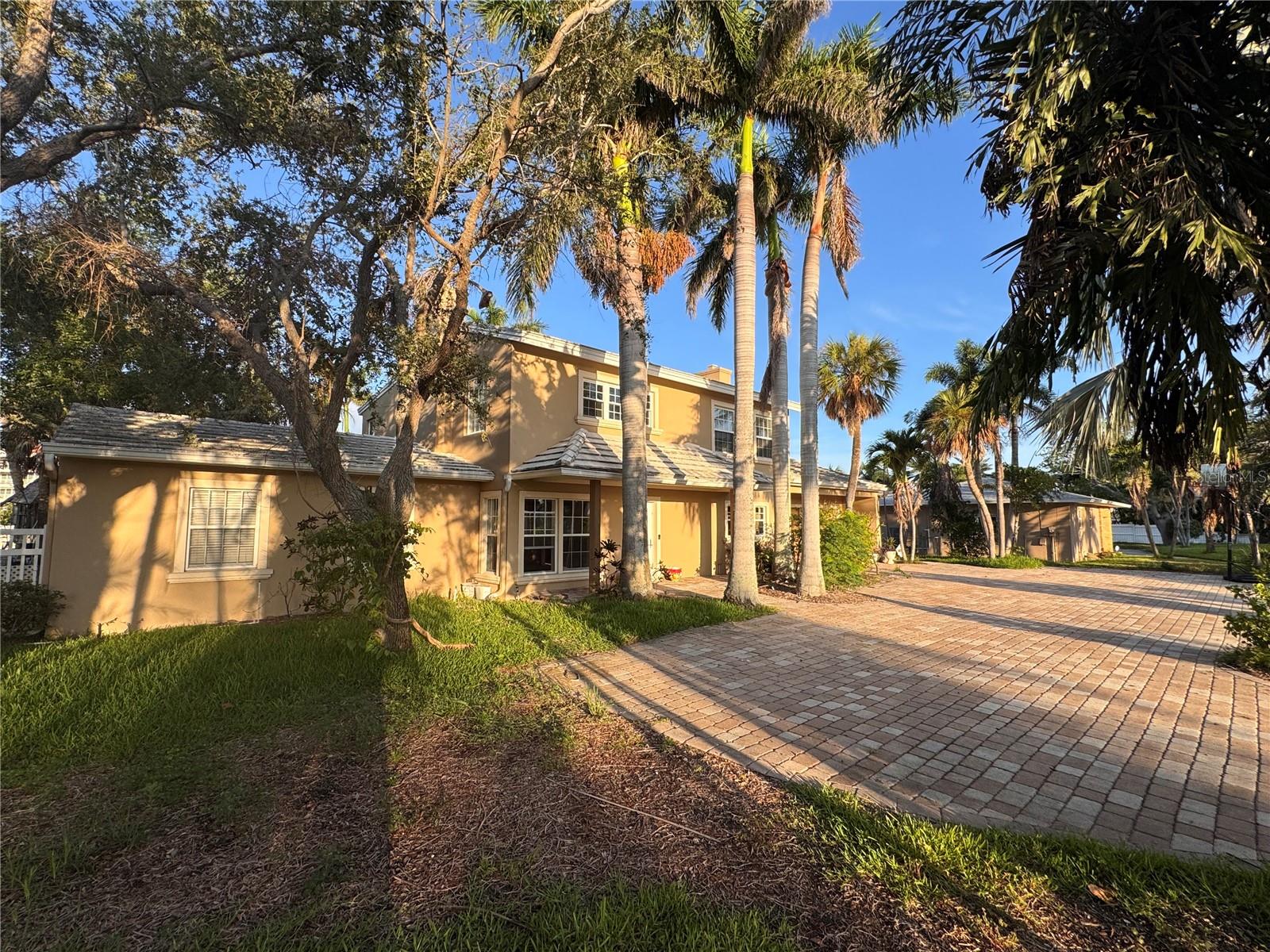 Image 32 of 33 For 4010 Belle Vista Drive