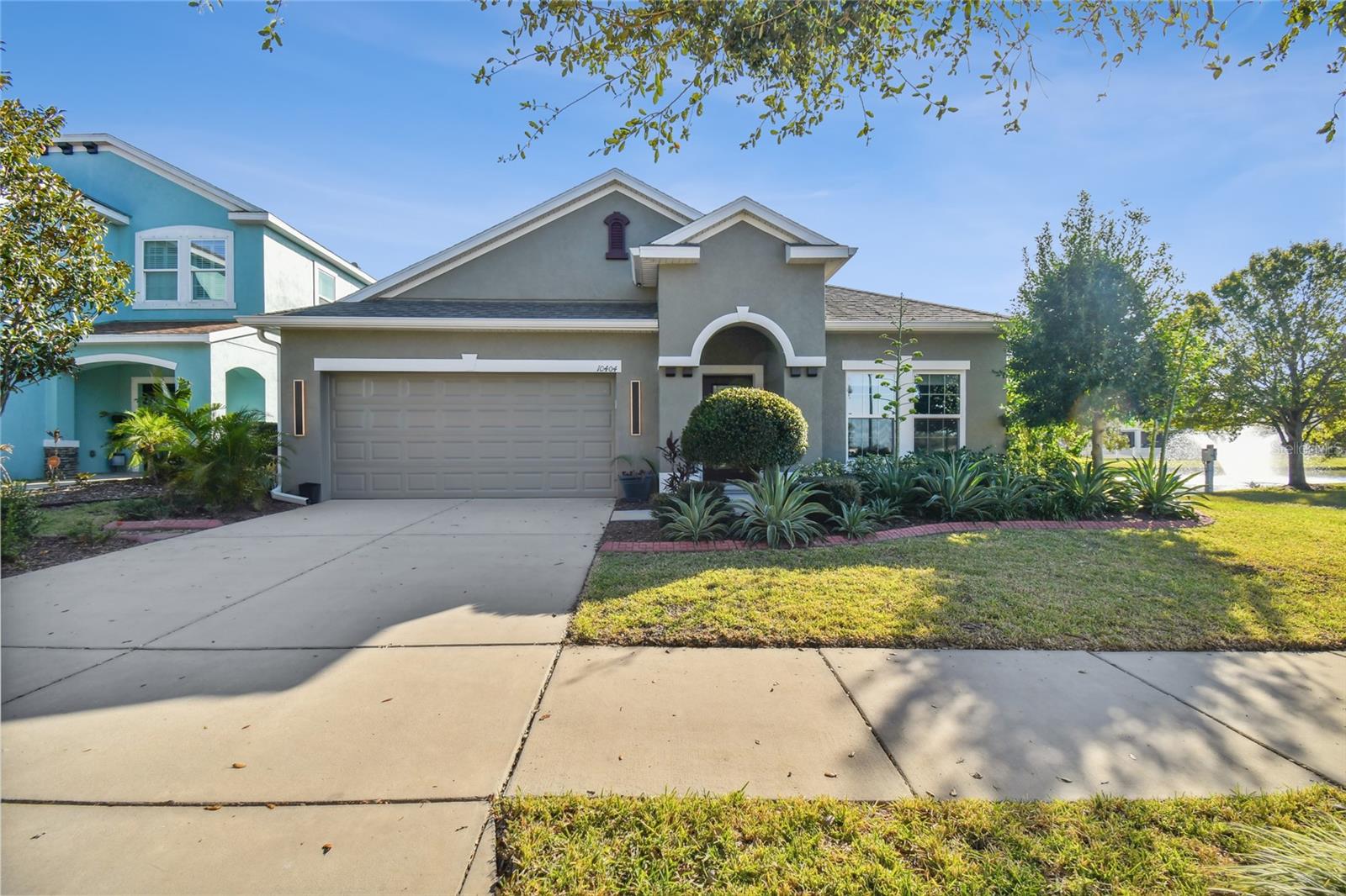 Details for 10404 Waterstone Drive, RIVERVIEW, FL 33578