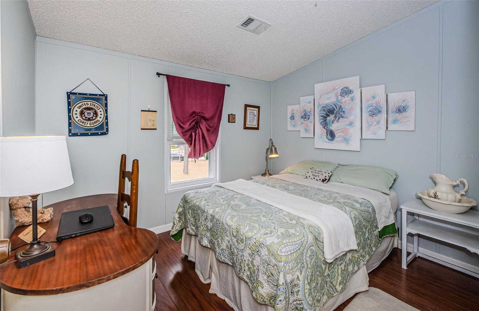 Listing photo id 13 for 14258 Highgrove Road