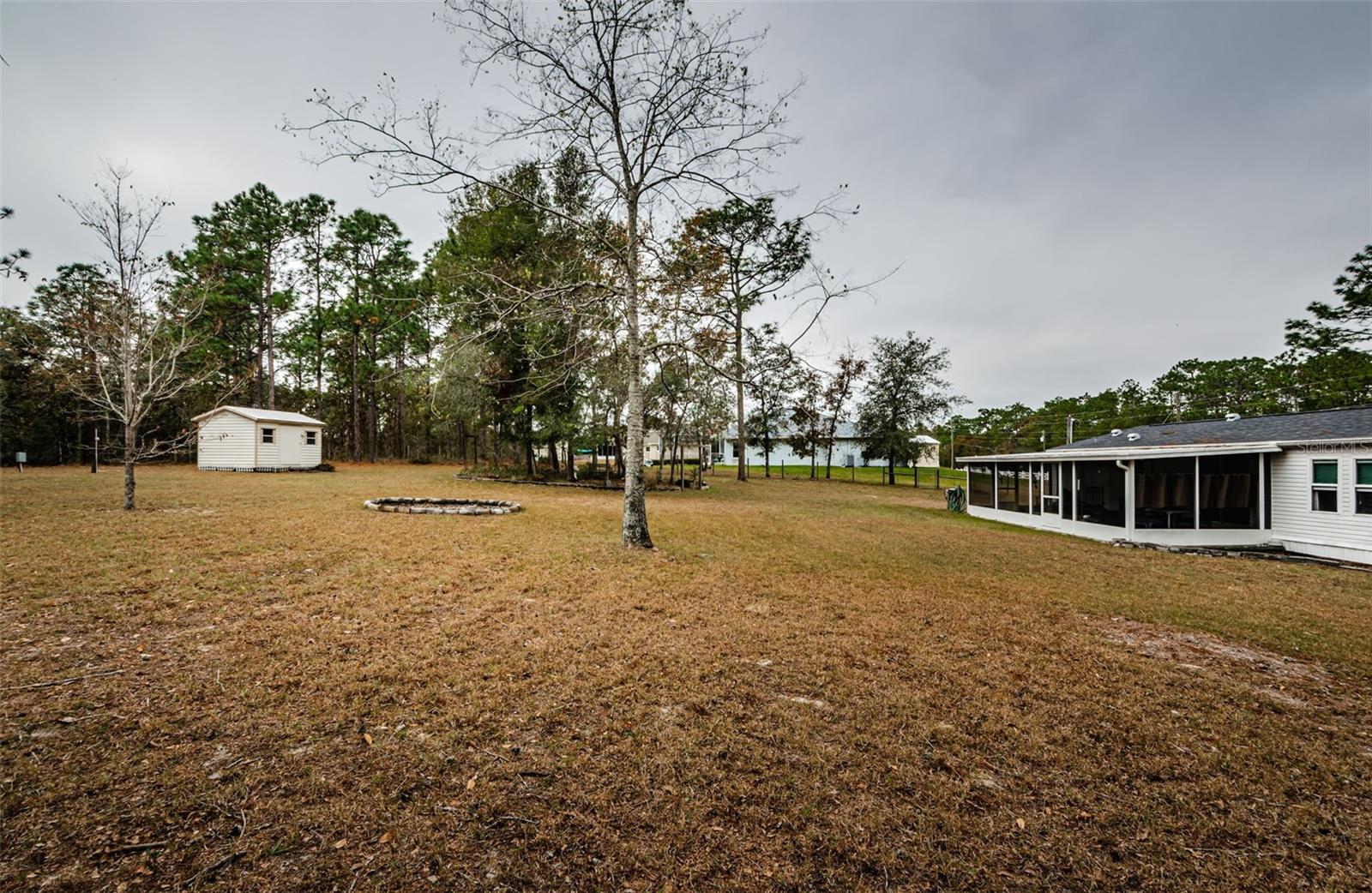 Listing photo id 27 for 14258 Highgrove Road