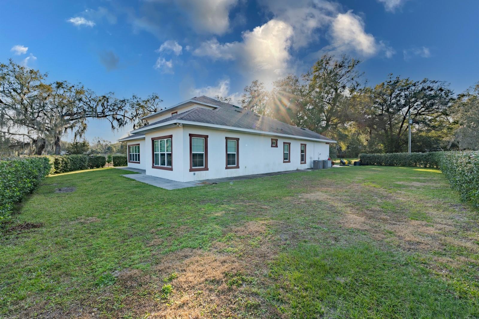 Listing photo id 4 for 9606 Ripley Road