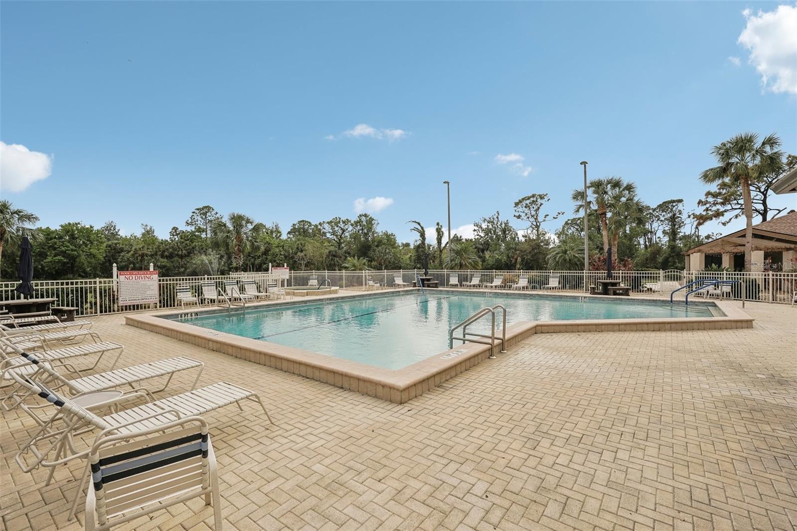 Image 41 of 46 For 541 Wekiva River Court 94