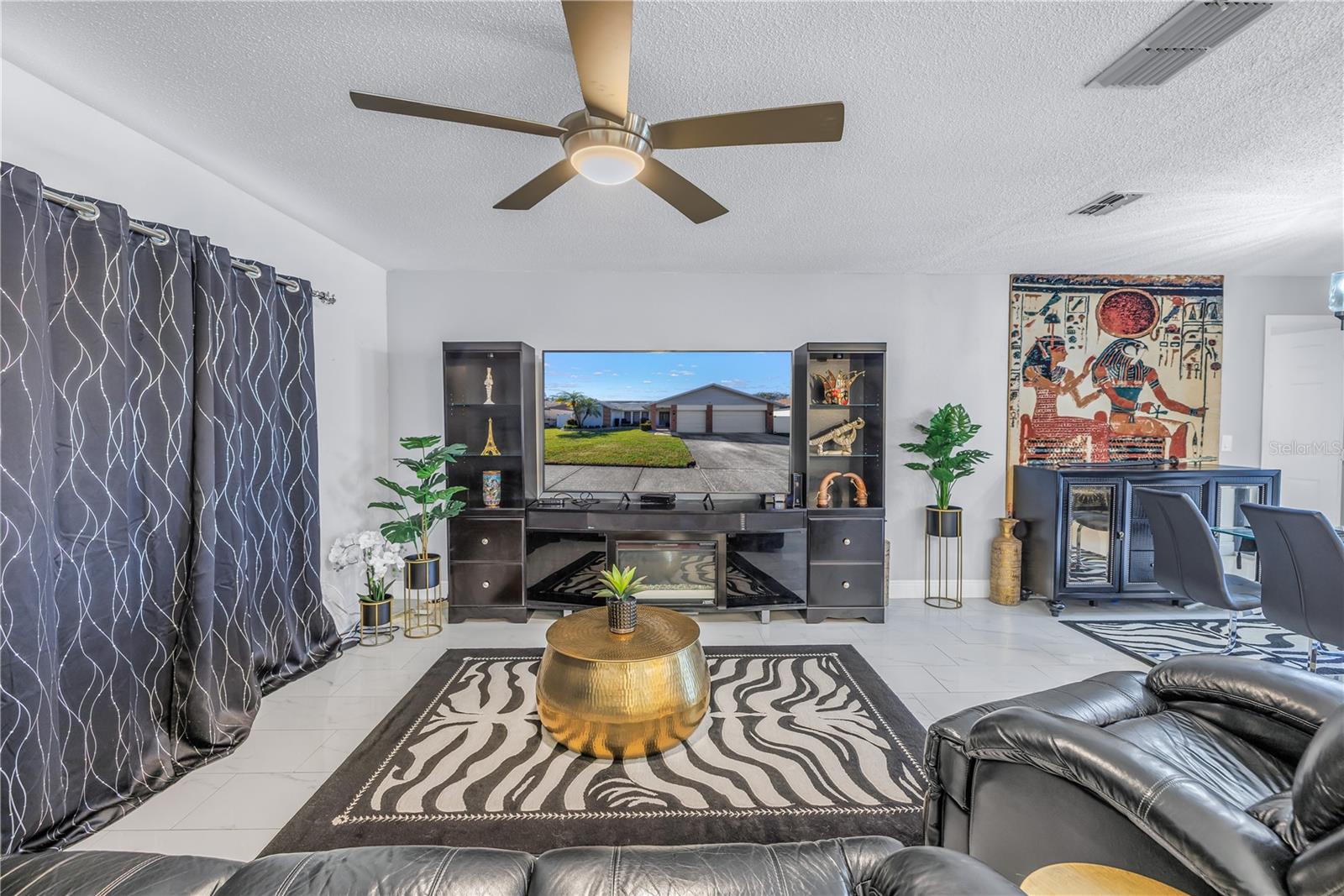 Listing photo id 17 for 11600 Tradewinds Boulevard