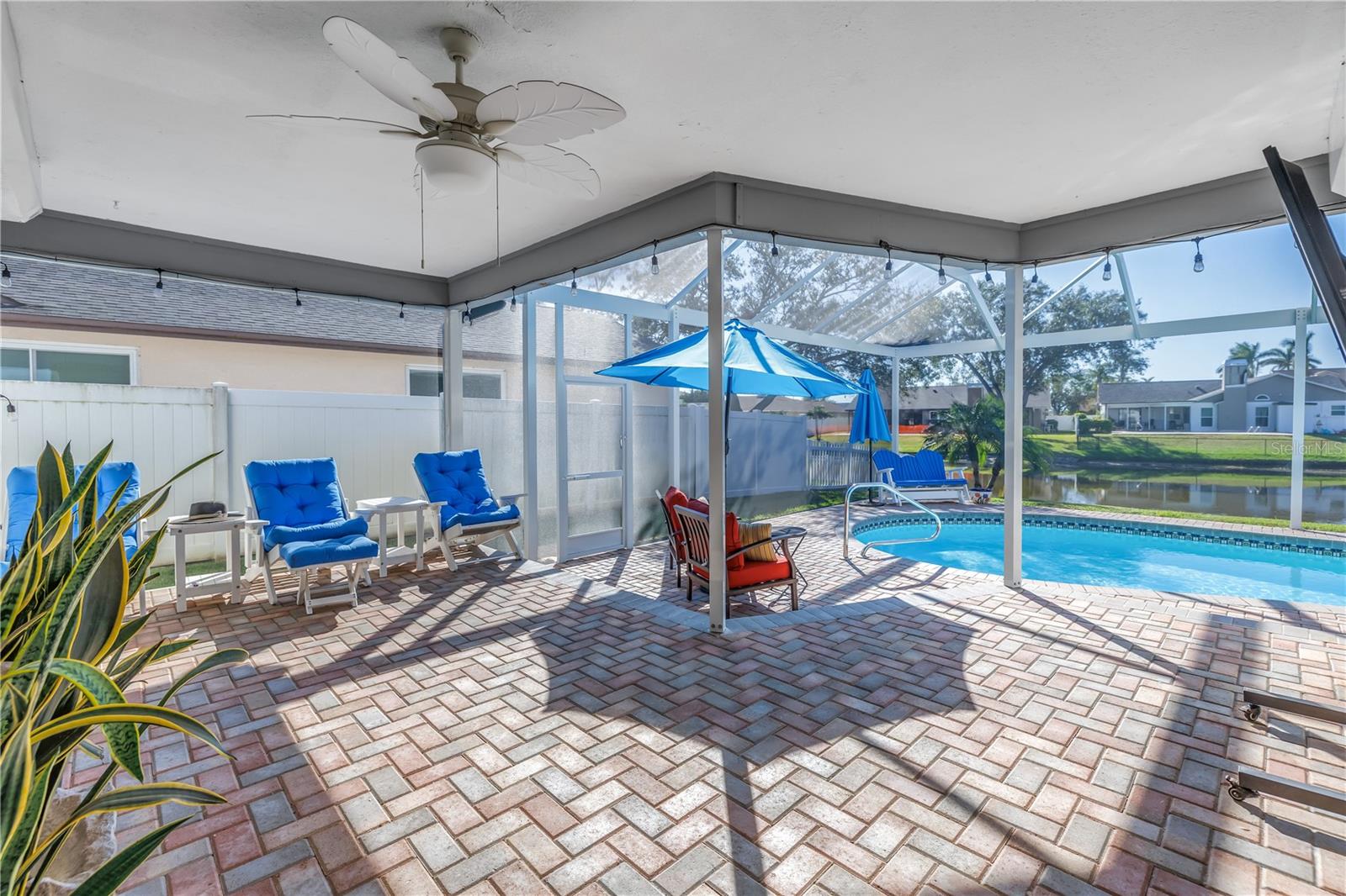 Listing photo id 1 for 11600 Tradewinds Boulevard