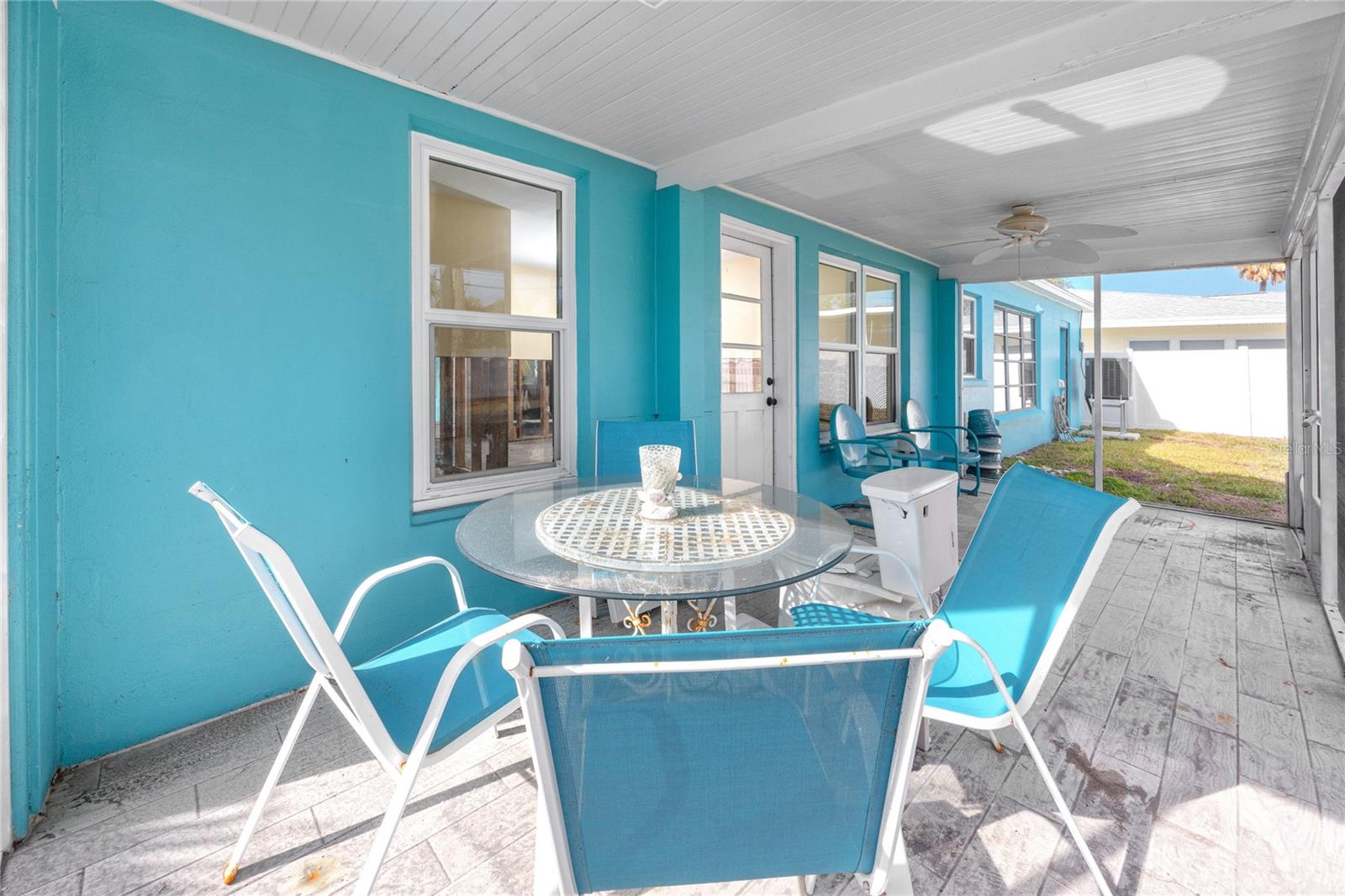 Image 39 of 49 For 815 Lantana Avenue