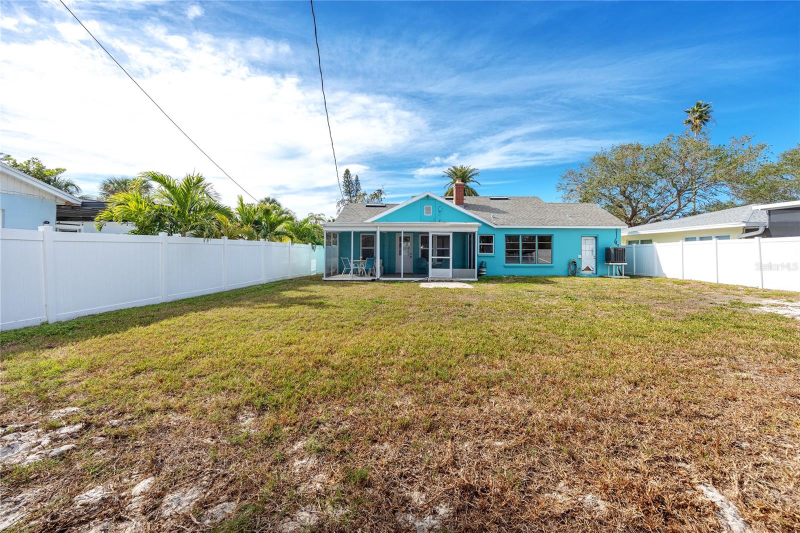 Image 43 of 49 For 815 Lantana Avenue