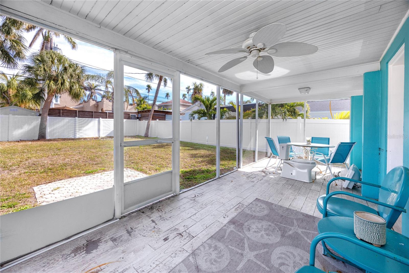 Image 5 of 49 For 815 Lantana Avenue