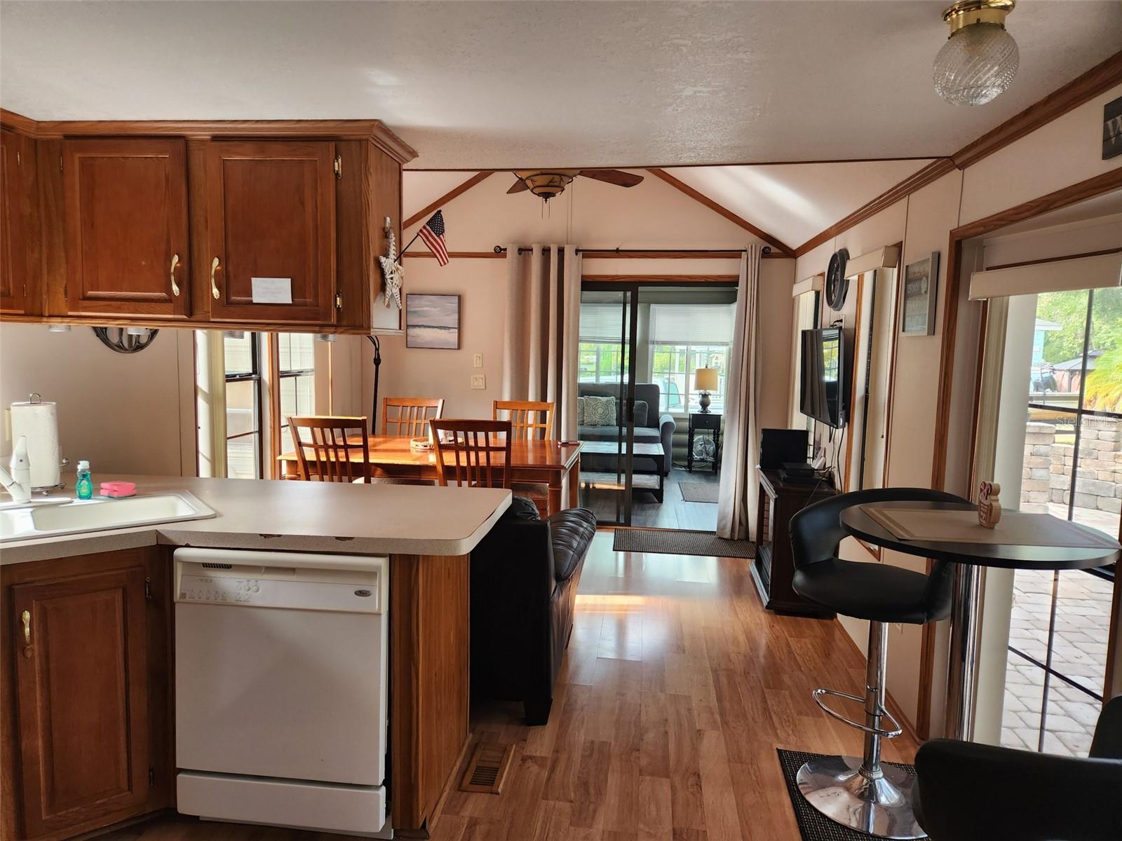 Image 13 of 31 For 25232 142nd Street
