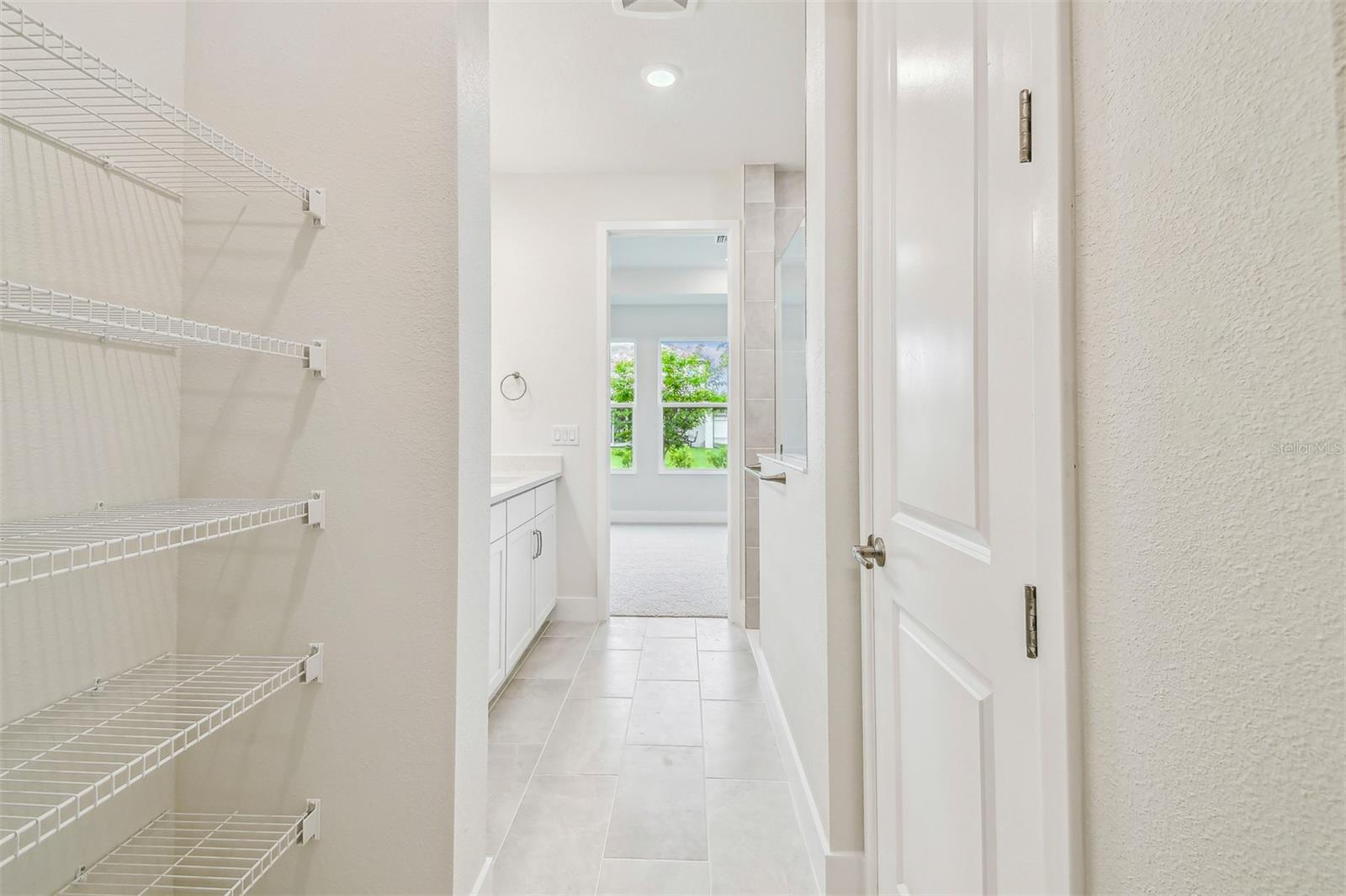Image 31 of 50 For 633 Allora Avenue