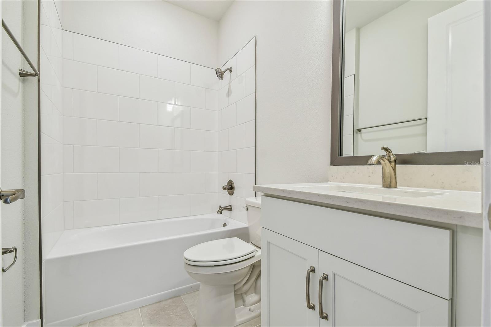 Image 34 of 50 For 633 Allora Avenue