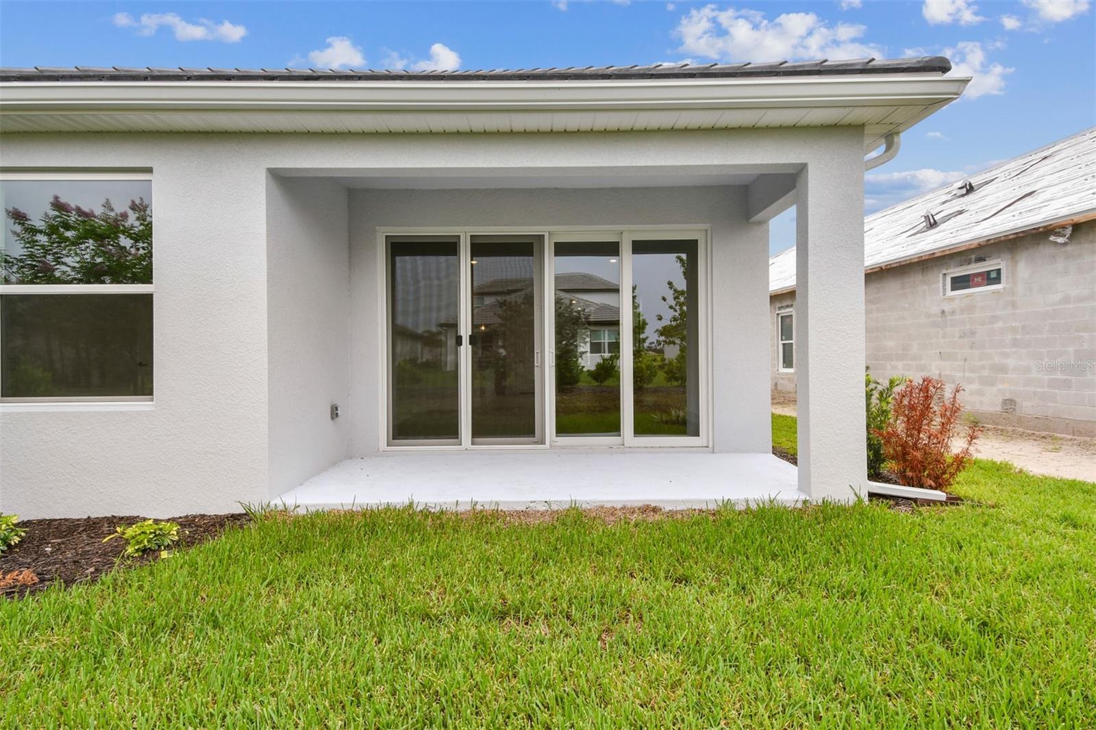Image 40 of 50 For 633 Allora Avenue