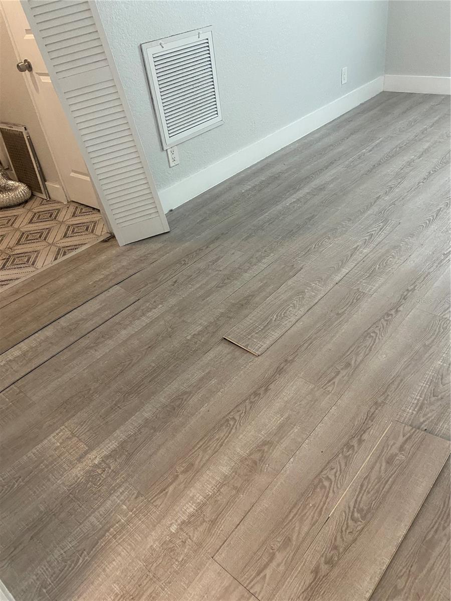 Image 2 of 15 For 670 16th Avenue S
