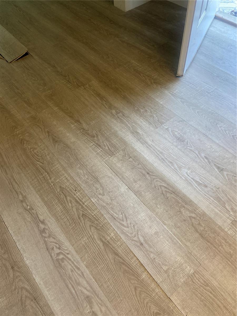 Image 4 of 15 For 670 16th Avenue S