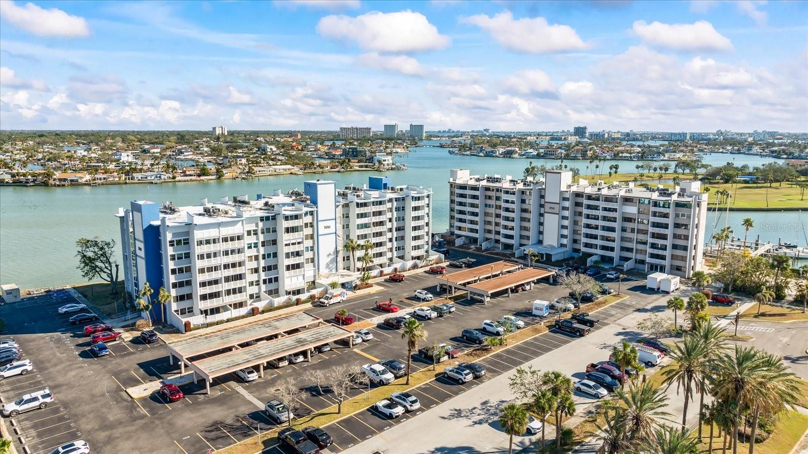 Listing photo id 36 for 500 Treasure Island Causeway 307