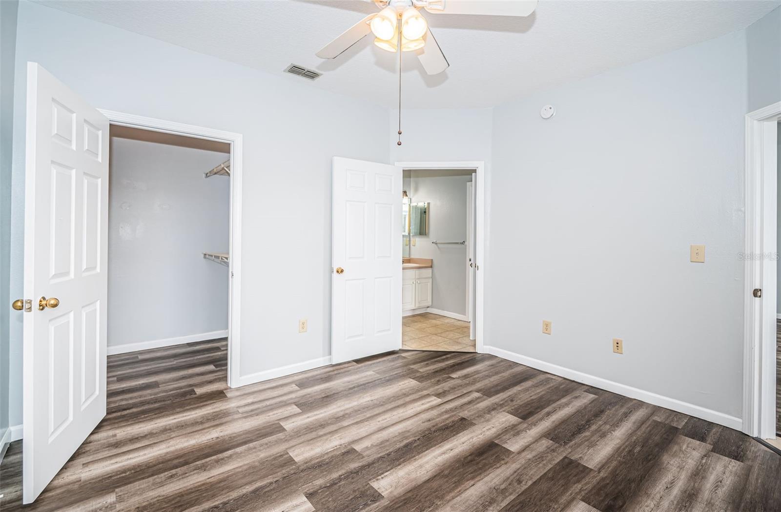 Image 18 of 42 For 10764 70th Avenue 3302