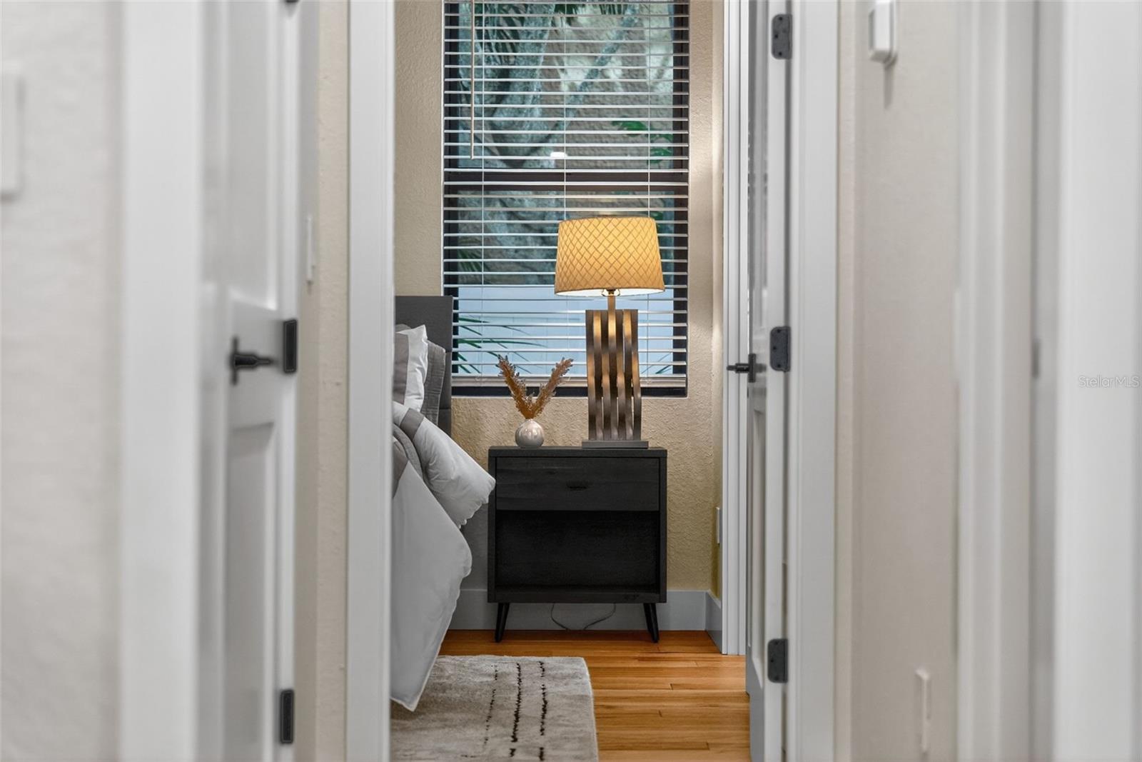 Image 33 of 92 For 6266 4th Avenue S