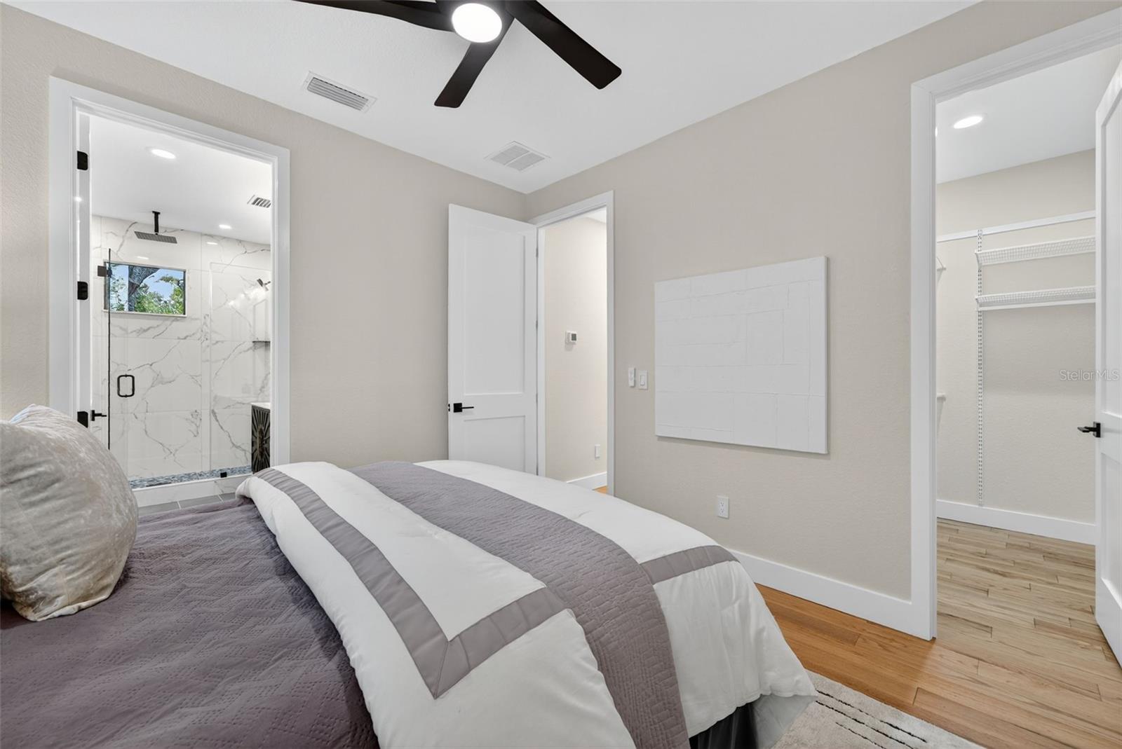Image 35 of 92 For 6266 4th Avenue S