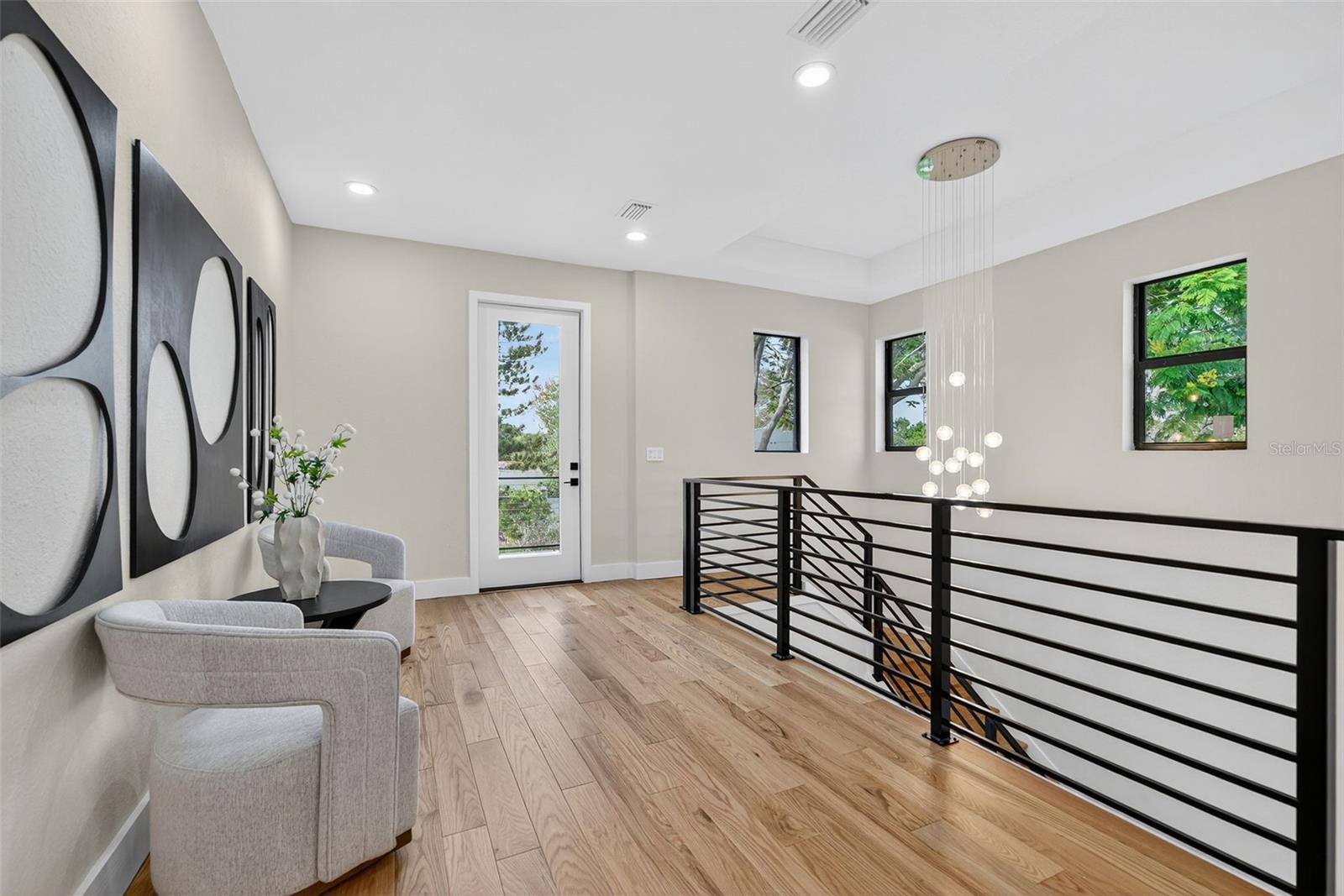 Image 45 of 92 For 6266 4th Avenue S