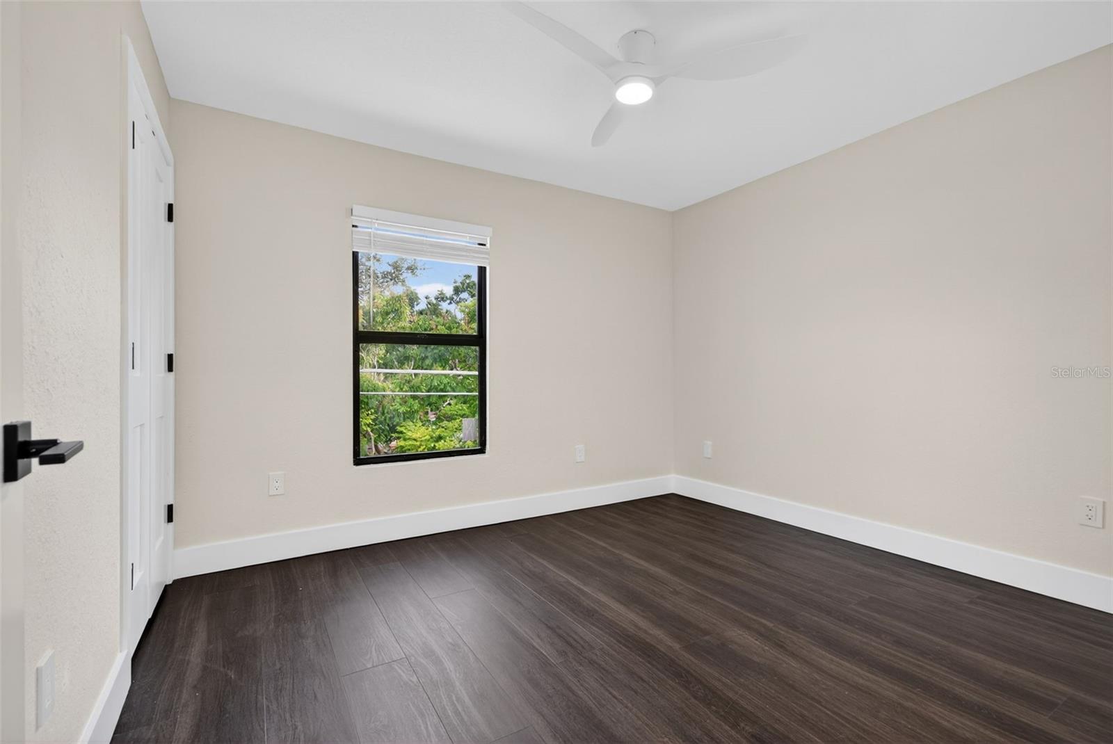 Image 78 of 92 For 6266 4th Avenue S