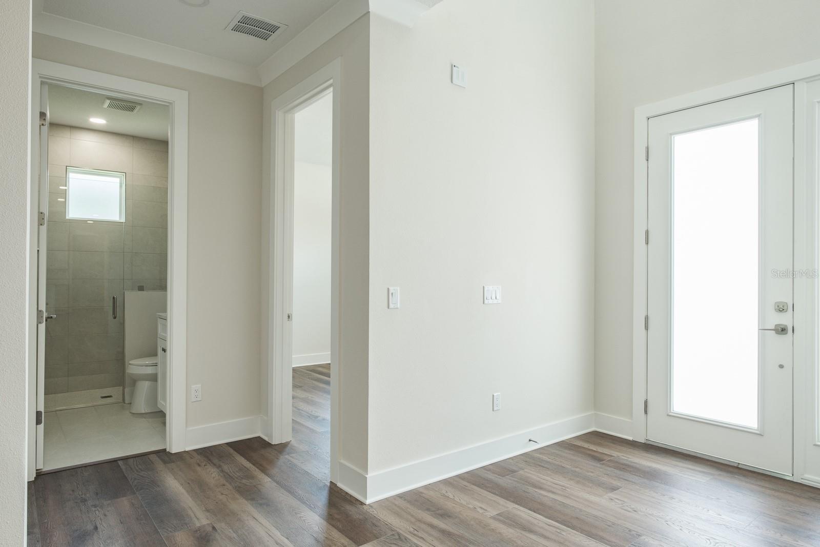 Image 10 of 59 For 271 Larocca Court