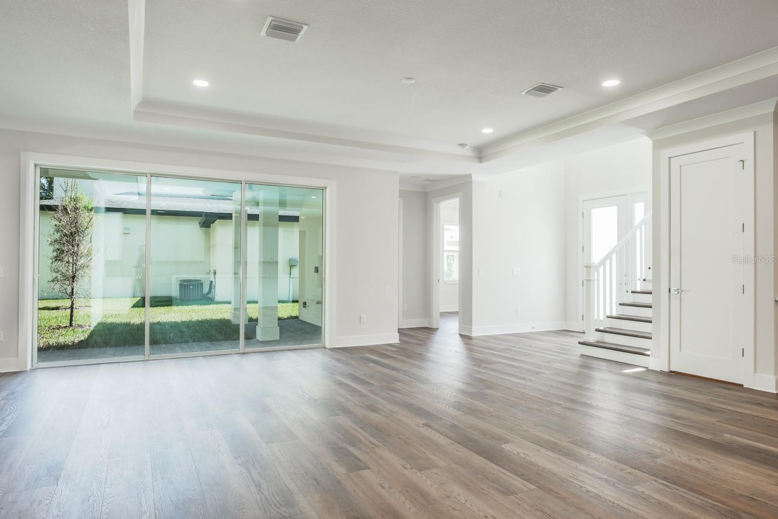 Image 12 of 59 For 271 Larocca Court