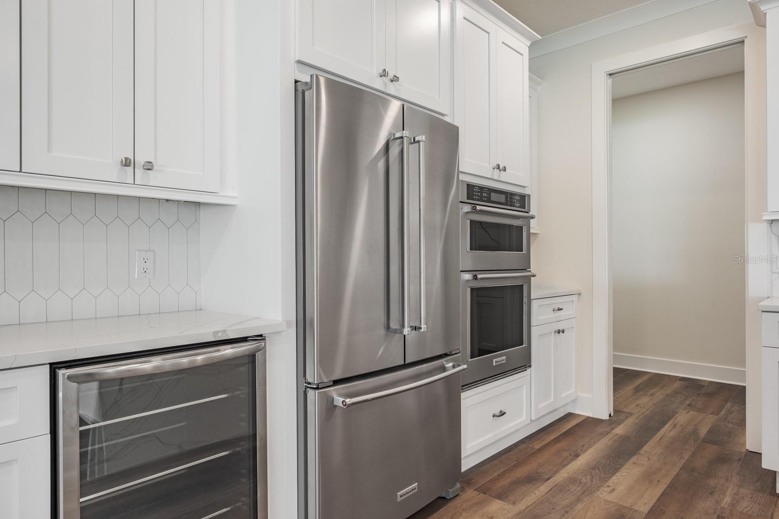 Image 18 of 59 For 271 Larocca Court