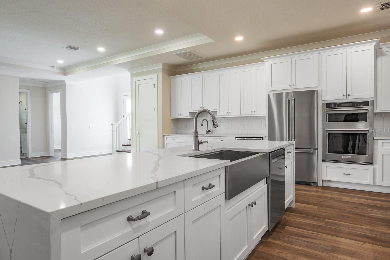 Image 23 of 59 For 271 Larocca Court