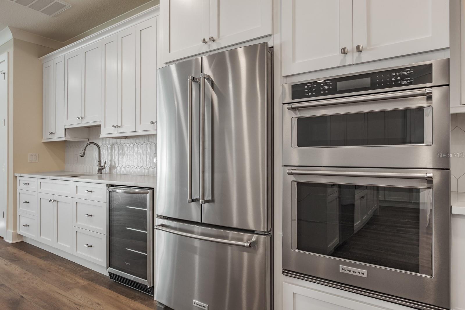 Image 26 of 59 For 271 Larocca Court