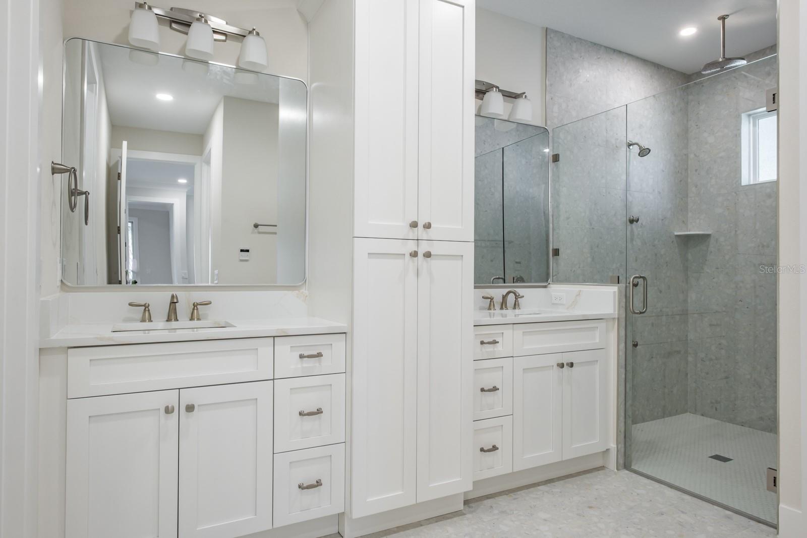 Image 31 of 59 For 271 Larocca Court