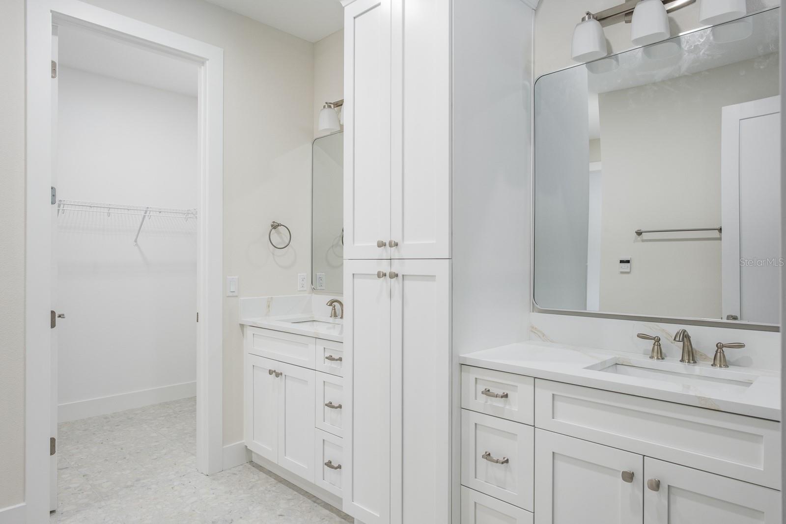 Image 32 of 59 For 271 Larocca Court