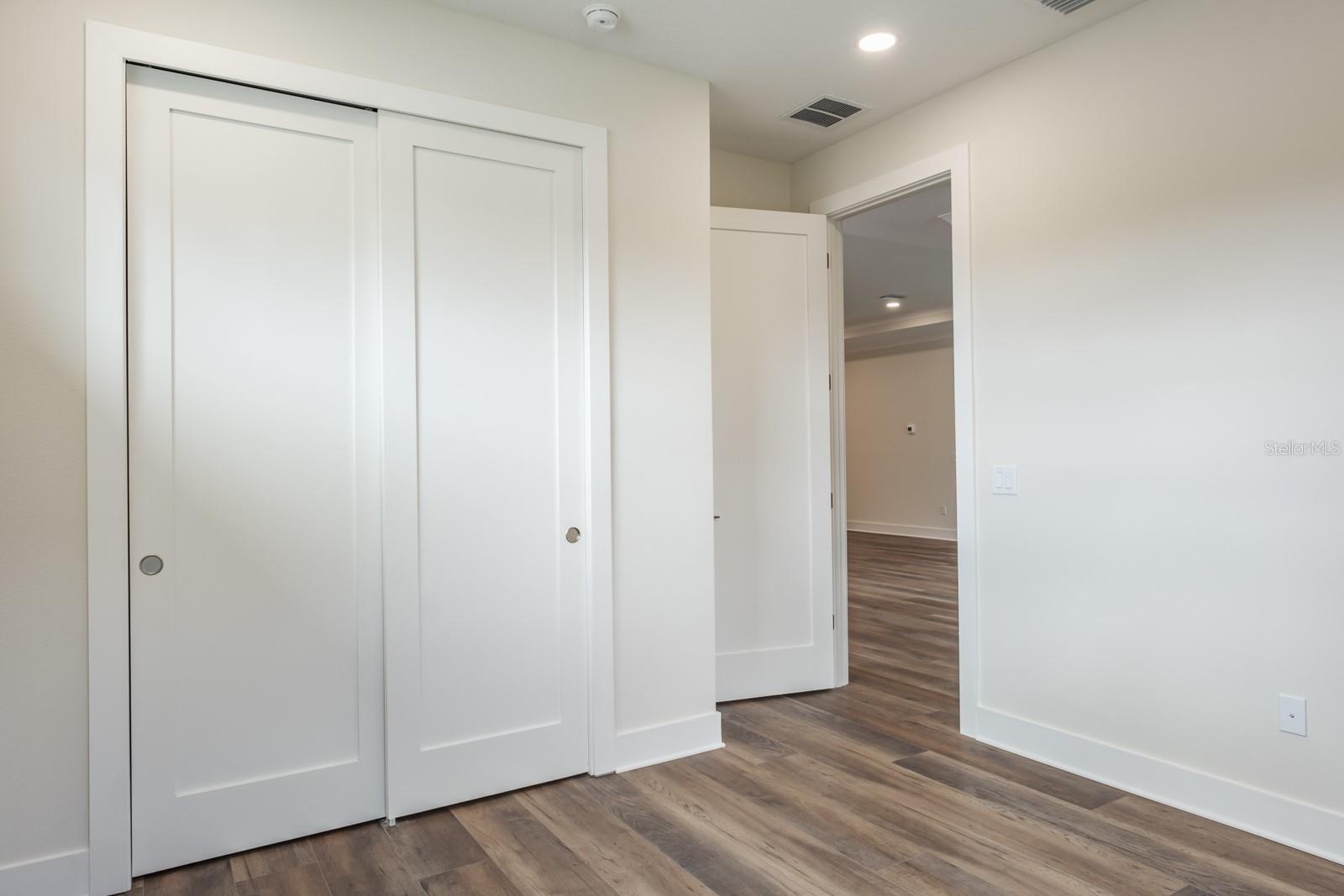 Image 38 of 59 For 271 Larocca Court