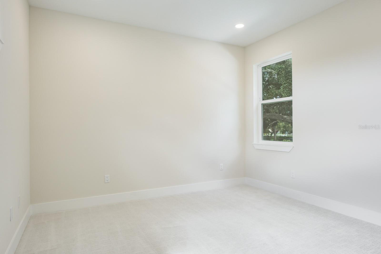 Image 45 of 59 For 271 Larocca Court